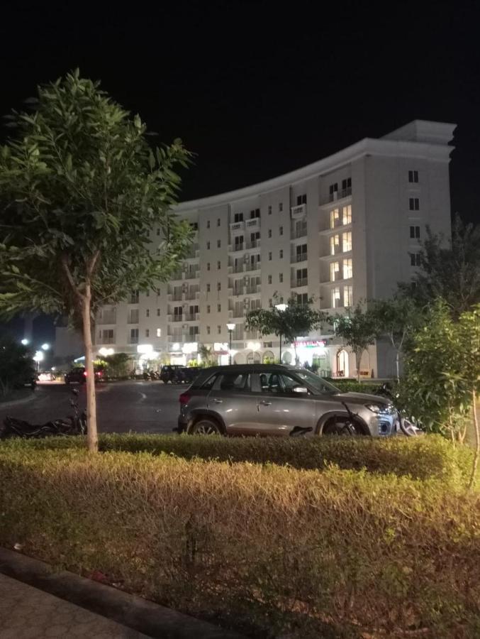 Omaxe Krishna Aavas Apartment วรินดาวัน ภายนอก รูปภาพ